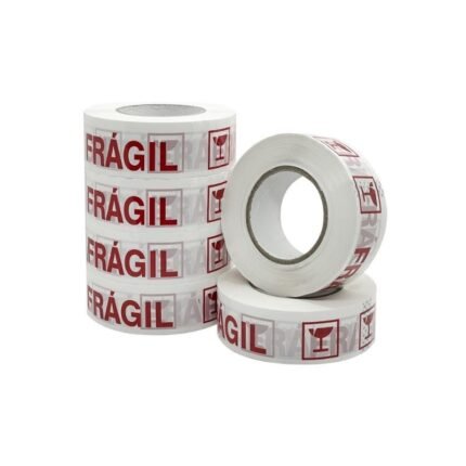 Cinta de embalaje con impresión “Frágil” 48mm x 200 metros, para proteger envíos delicados, disponible en Fullcintas Chile.