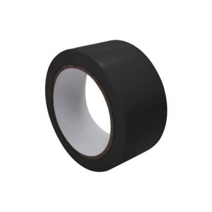 Cinta de demarcación negra 50mm x 33 metros, para delimitación de espacios industriales o comerciales, disponible en Fullcintas Chile.